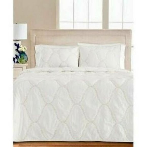 MARTHA Stewart Collection Floral Embroidered Geo Quilt Collection, Choose Sz/Col - Picture 1 of 1